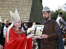 Litoměřický biskup navštívil Rovensko pod Troskami