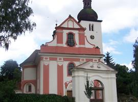 Mons. Jan Baxant požehnal kostel sv. Václava v Deštné